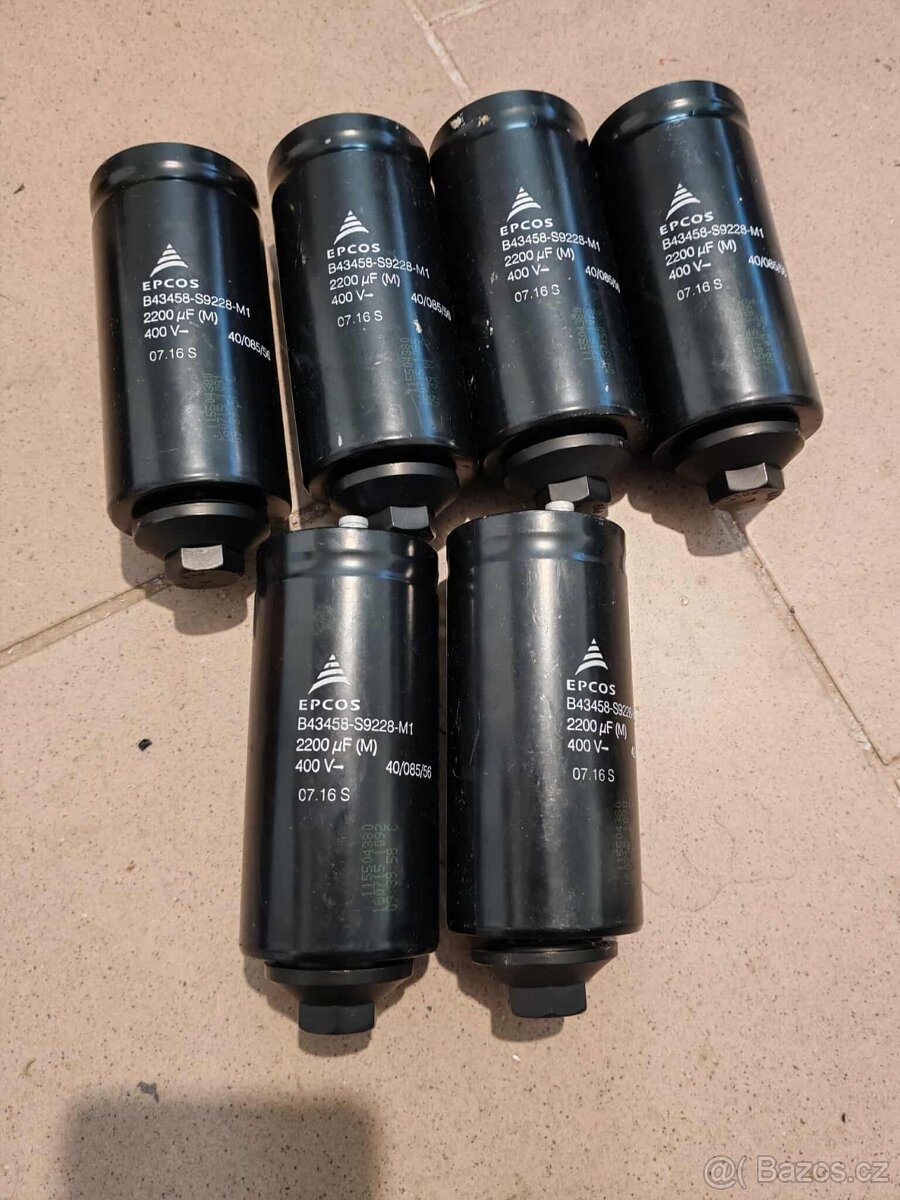 ELEKTROLYTICKÉ KONDENZÁTORY - 17