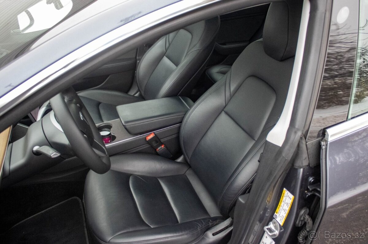 TESLA Model 3 Long Range 82kWh AWD 366kW 2020 - 17