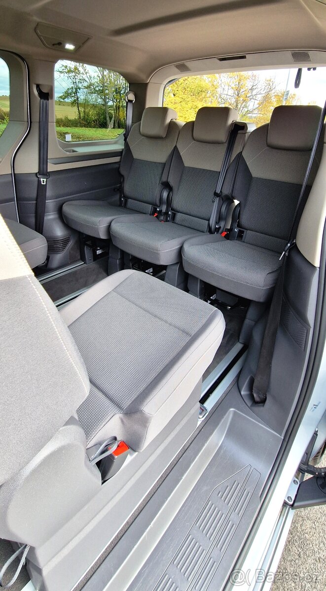 Volkswagen T7 Multivan Van 110kw Automat 2.0 TDI Style DSG - 17