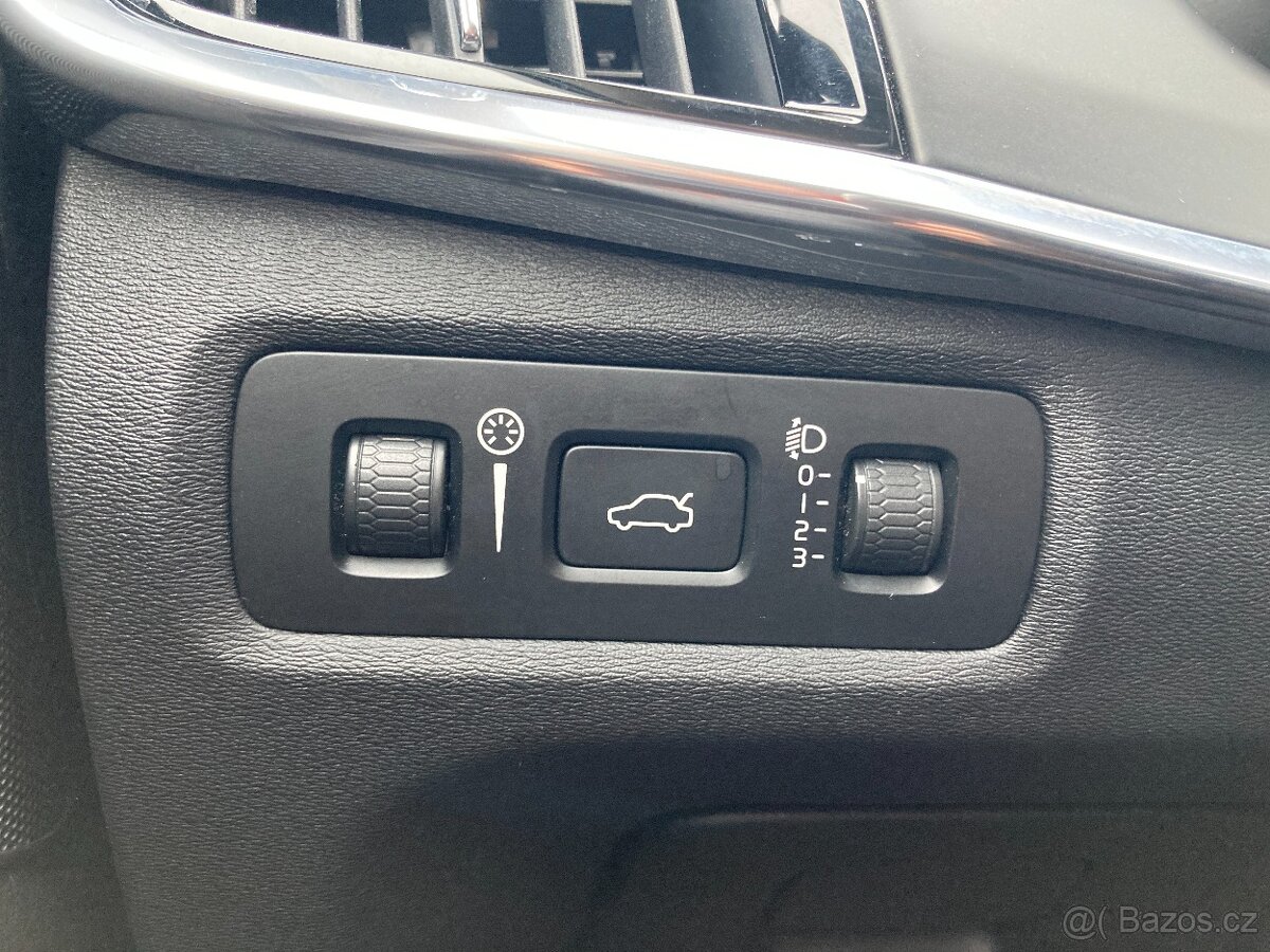 Volvo S90, D4 2,0/140kW DPH Automat - 17