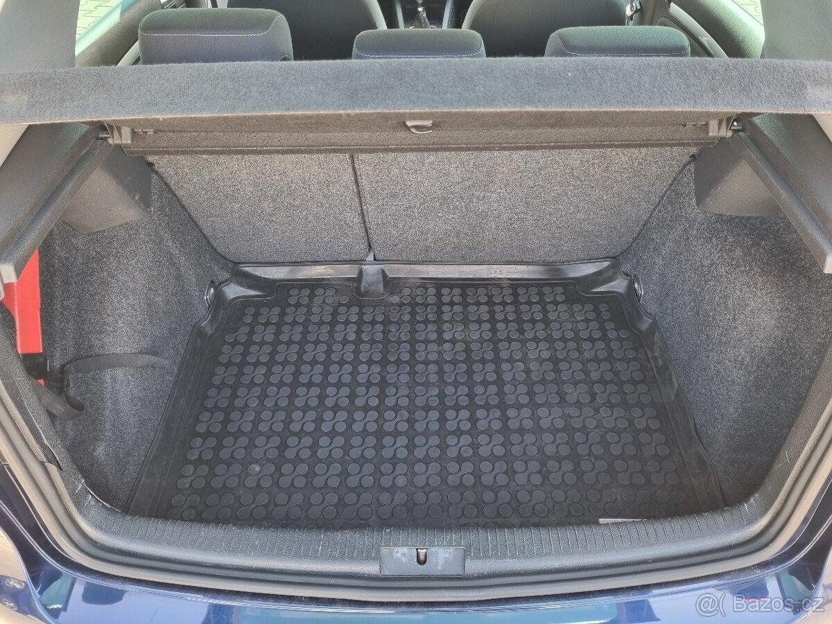 VW Golf V facelift, 1,4 TSI 90kw, manuál 6q, výhřev, senzory - 17