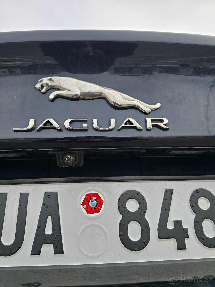 Jaguar XE 2.0d 132 kW - 17