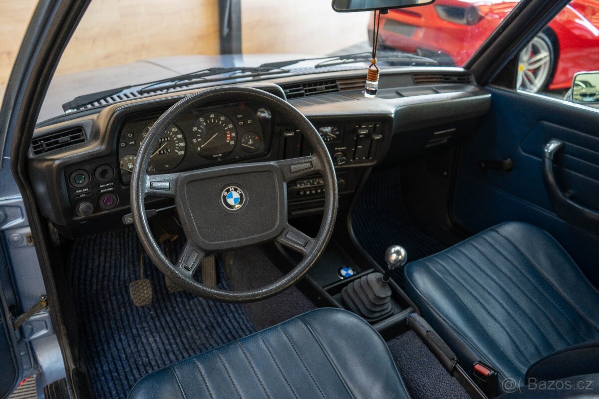 BMW Rad 3 320i E21 - celolak - 17