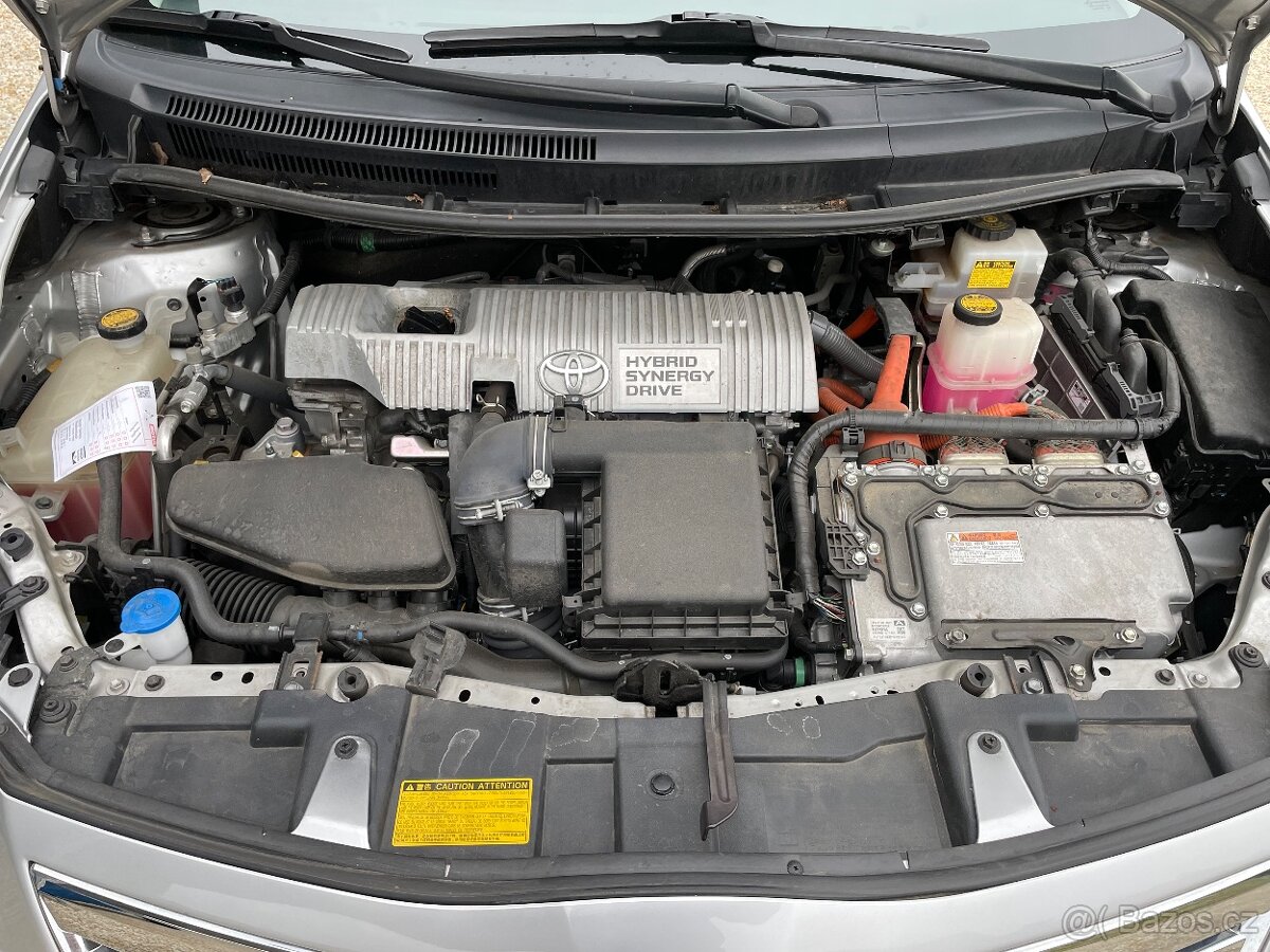 TOYOTA AURIS HYBRID LIFE 2011 NAJETO 86TKM - 17