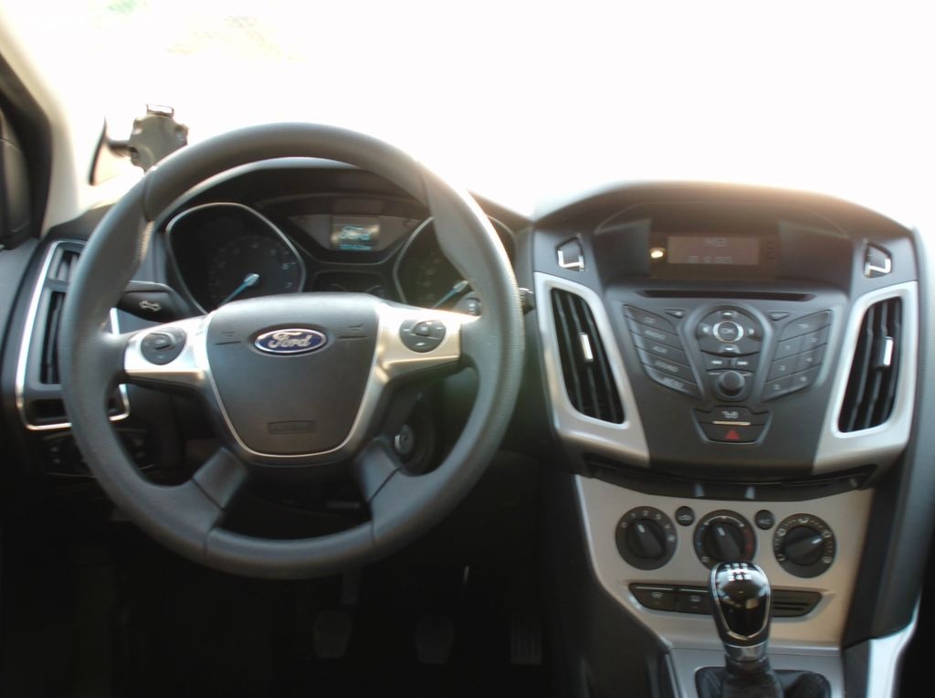 Ford Focus 1,6 16V kombi PDCvyhř.sklo,servisFORD,101tis.km - 17