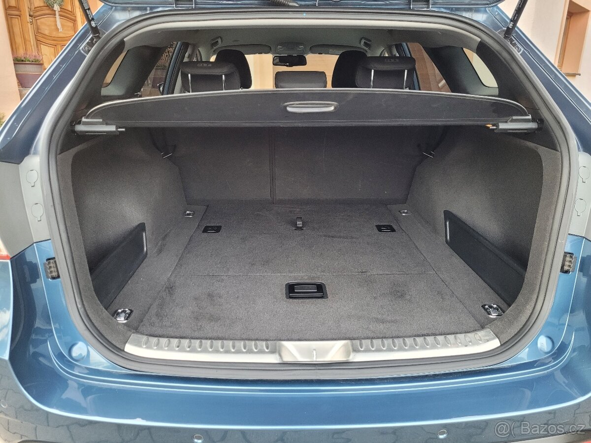 I40 2016 Lift Kombi - 17