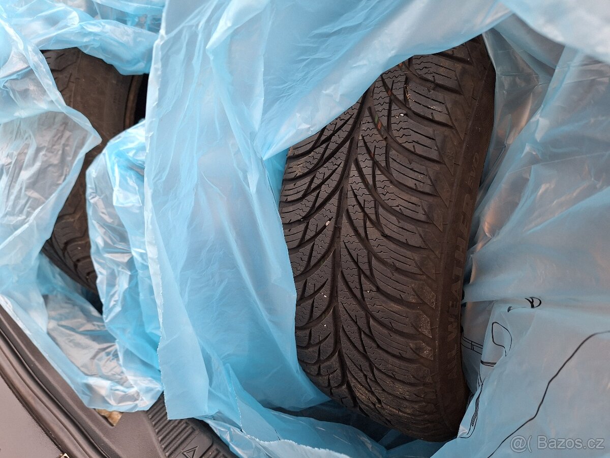 Škoda Roomster 1.2 TDi 55KW +Zimní kola, Ambition - 17