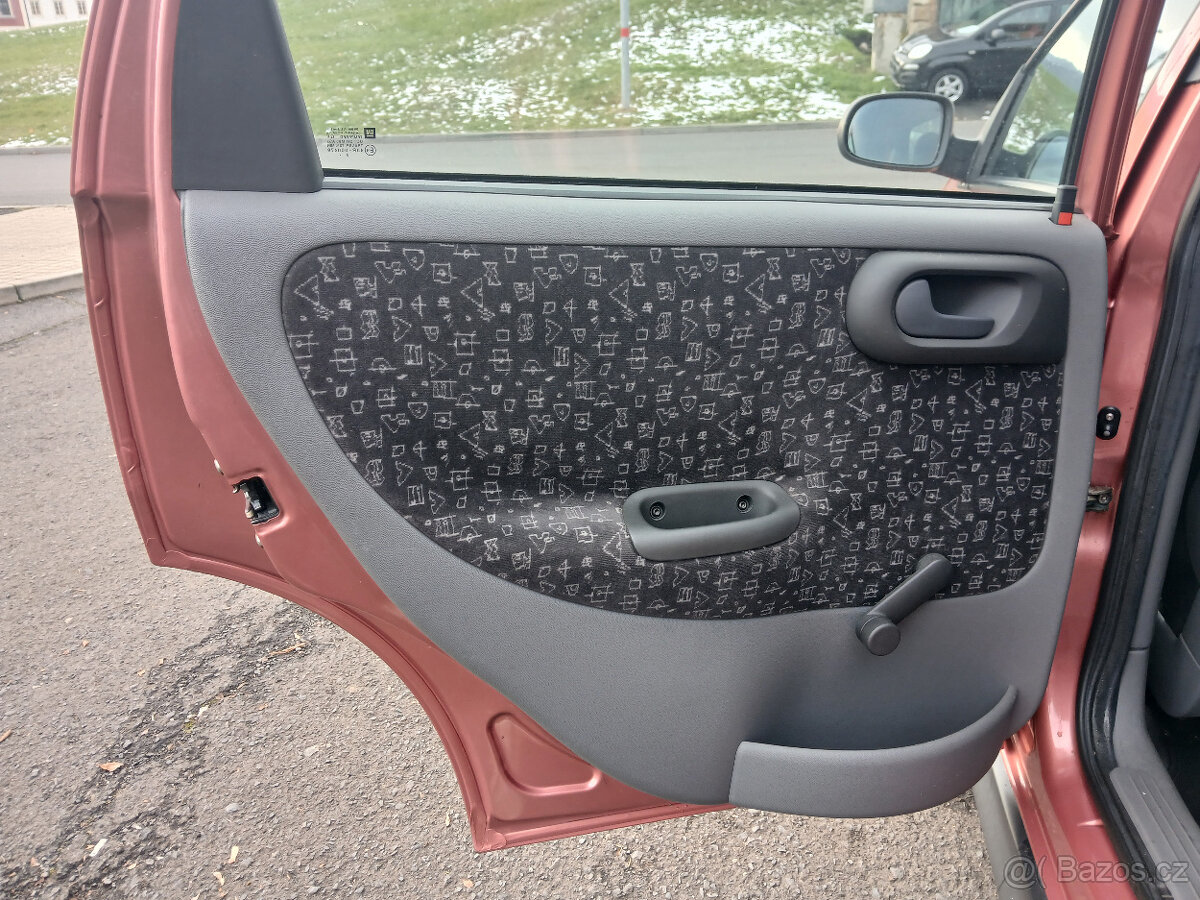 Opel Corsa 1.2i Automat Jen 94.000 Km - 17