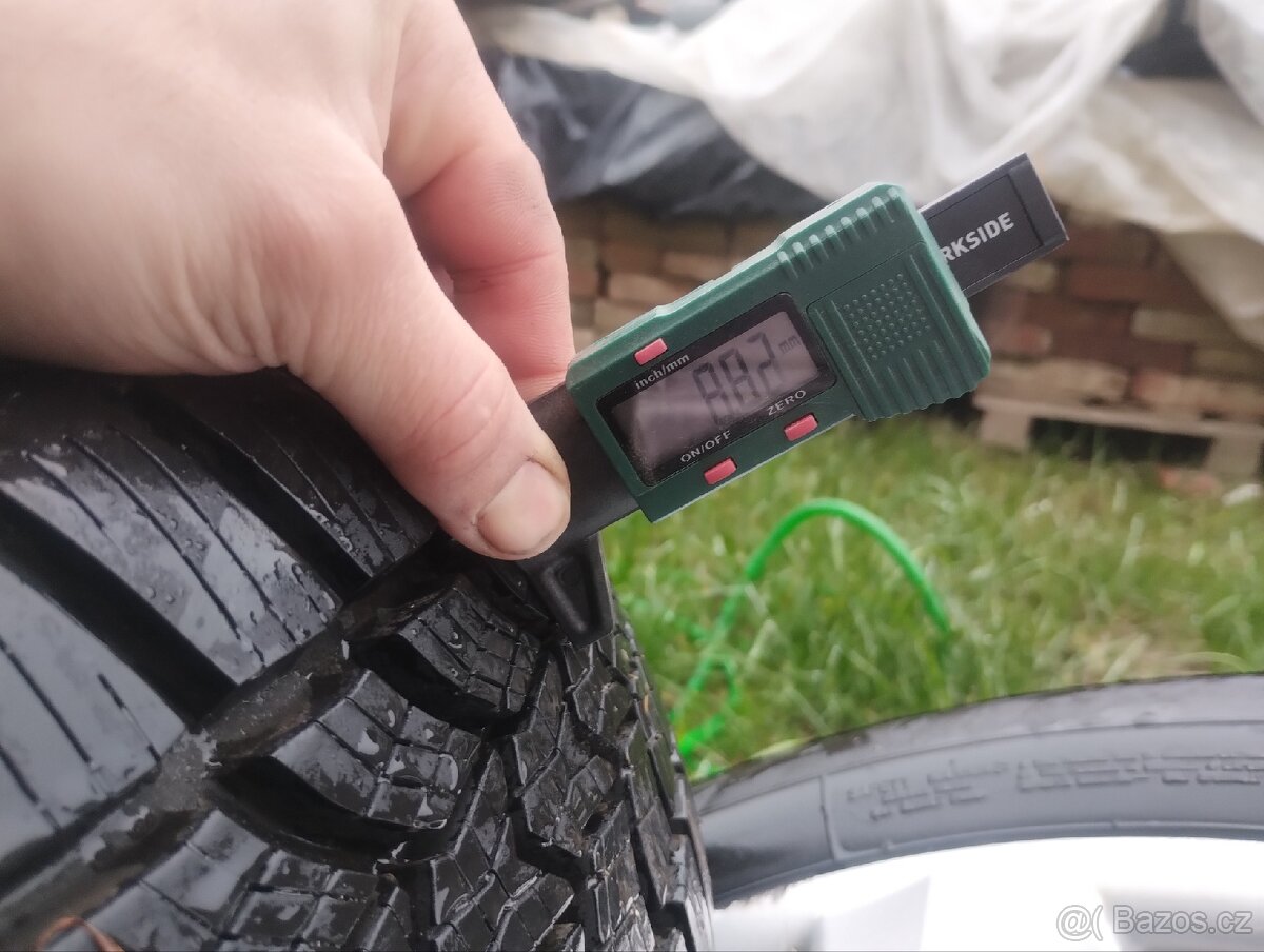 ALU kola + zimní pneu R15 - 17