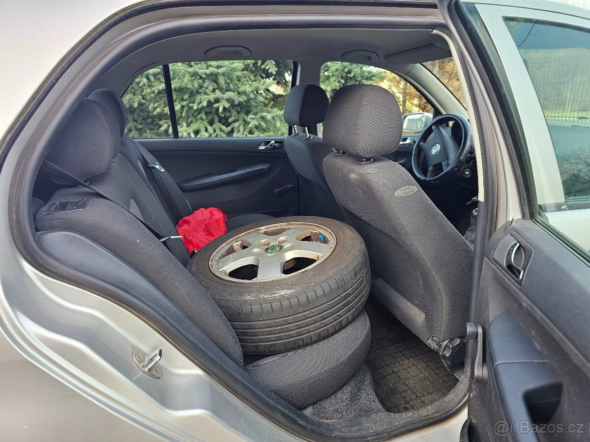 Škoda Fabia I 1.2 HTP | 2004 | 40 kW | 220 250 km - 17