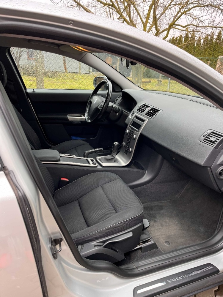 Volvo S40, 1.6 Benzín, nová STK, TZ - 17