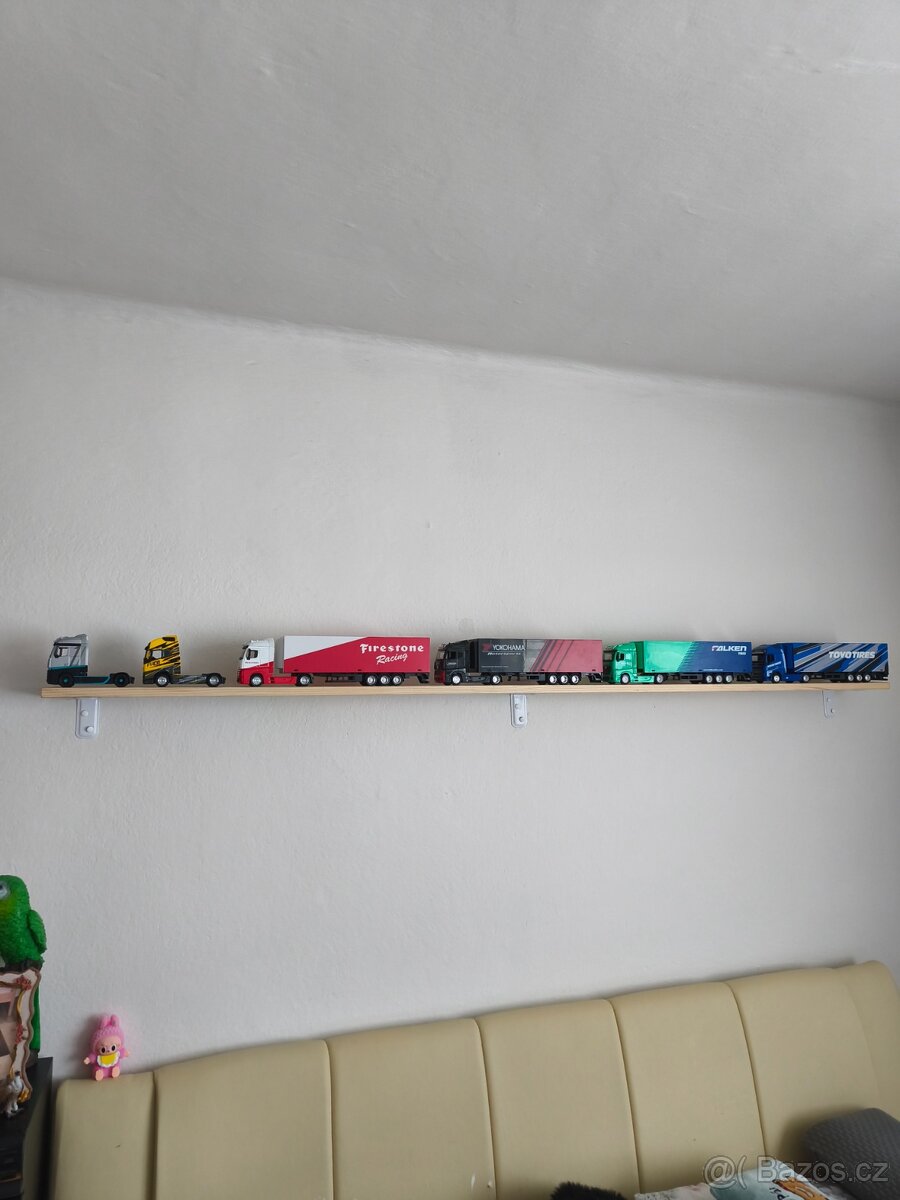 Auta, kamióny,naklaďáky NOVÉ. - 17