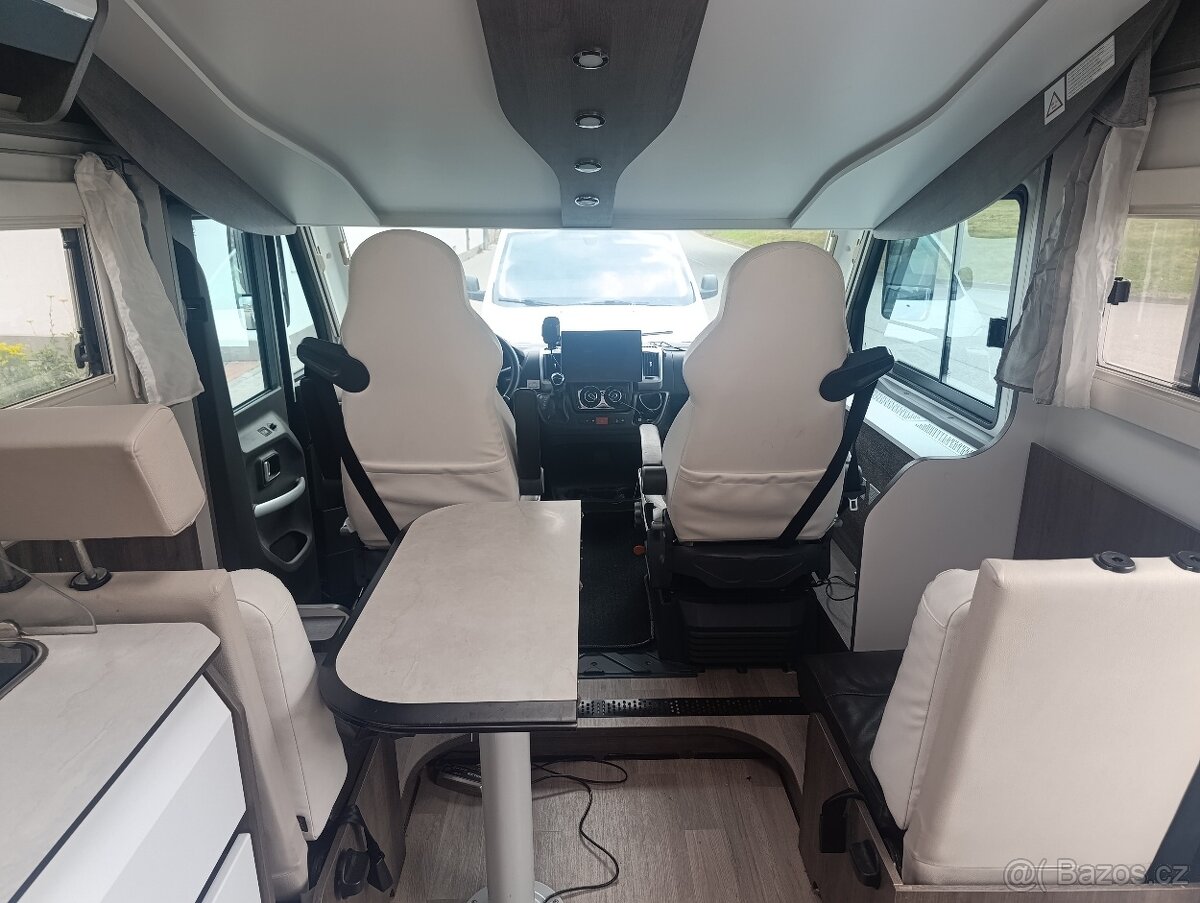 Obytné auto Benimar Amphytrion 957 North - 17
