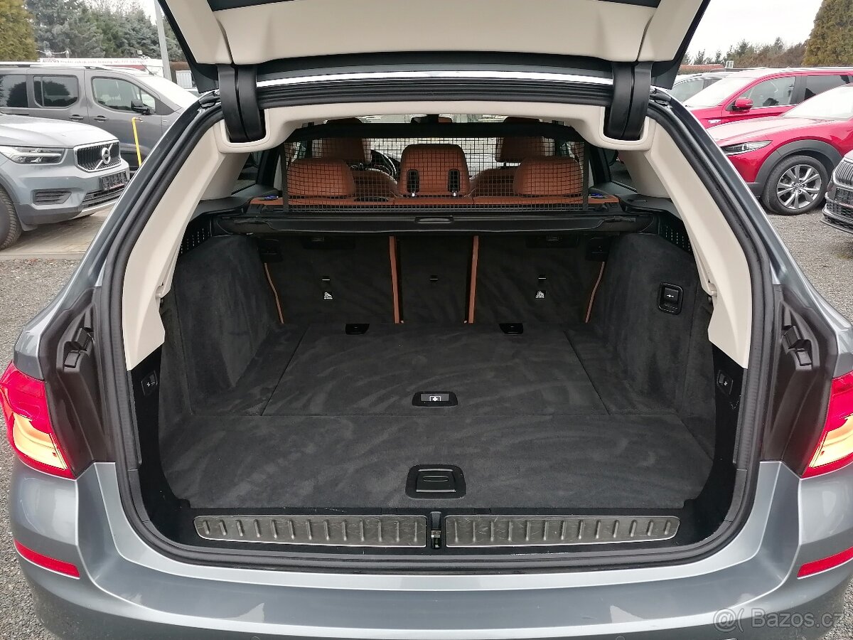 BMW Řada 5 520D Sport Line - 17