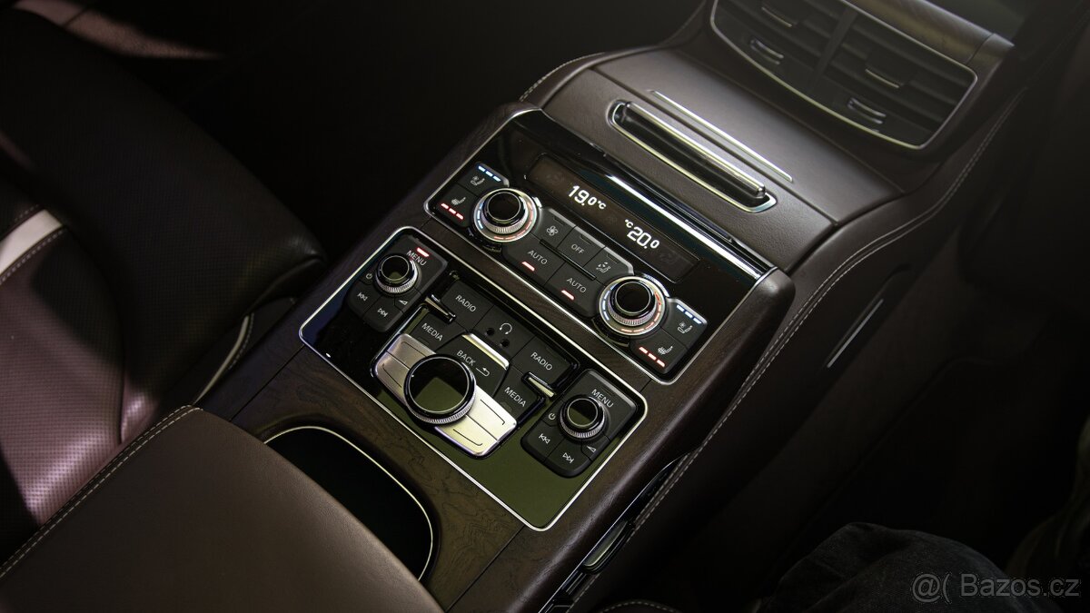 Audi A8, L V8 4,2TDI/258kW Quattro DPH - 17