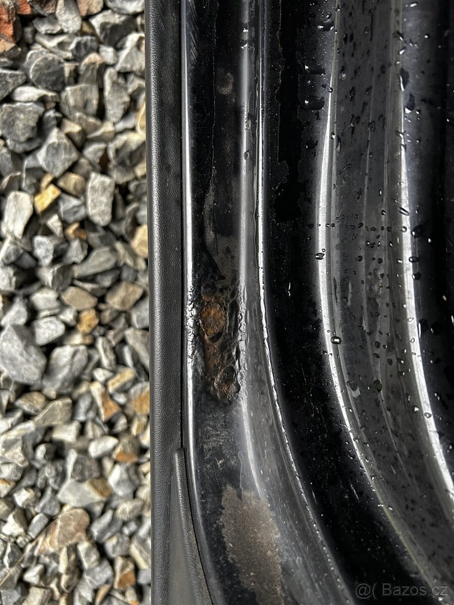 Volkswagen Touran 2.0 TDi Cross 103 kW 7MÍST, RV 4/2008 - 17