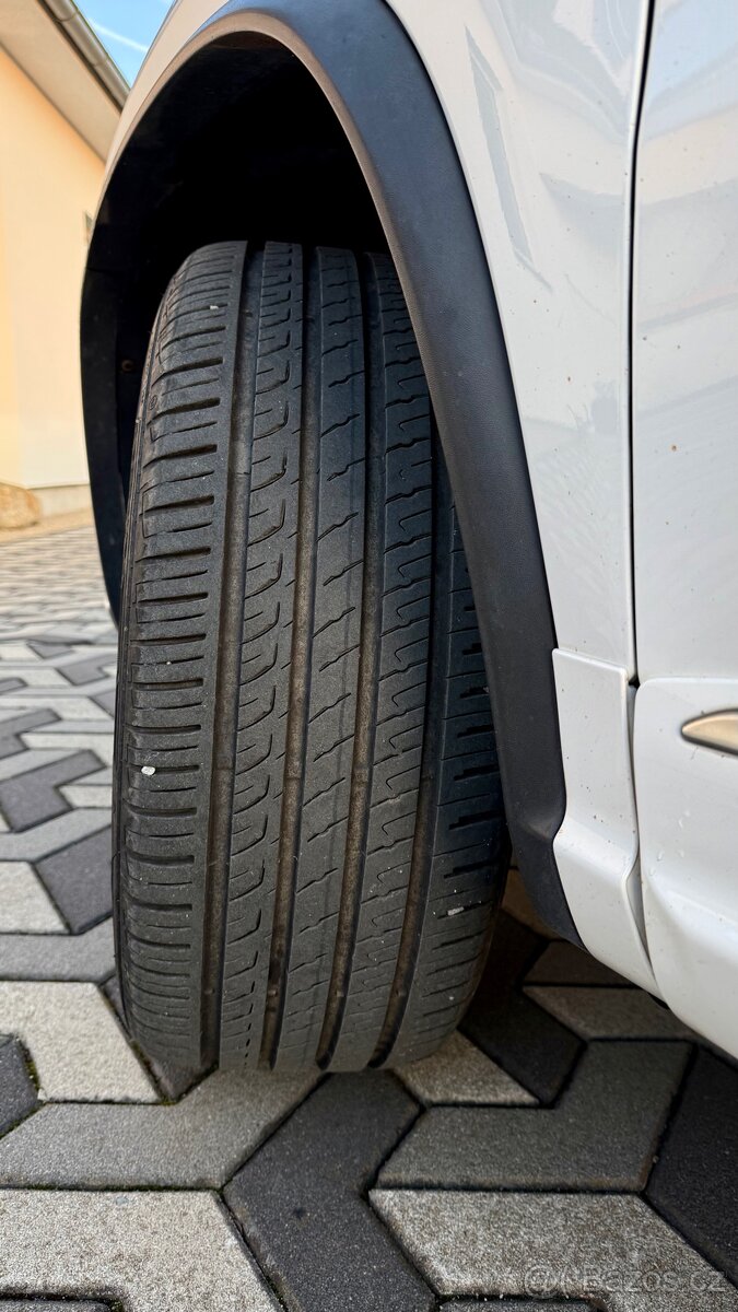 VW TIGUAN 1.4Tsi 90kw 2x R-Line - 17