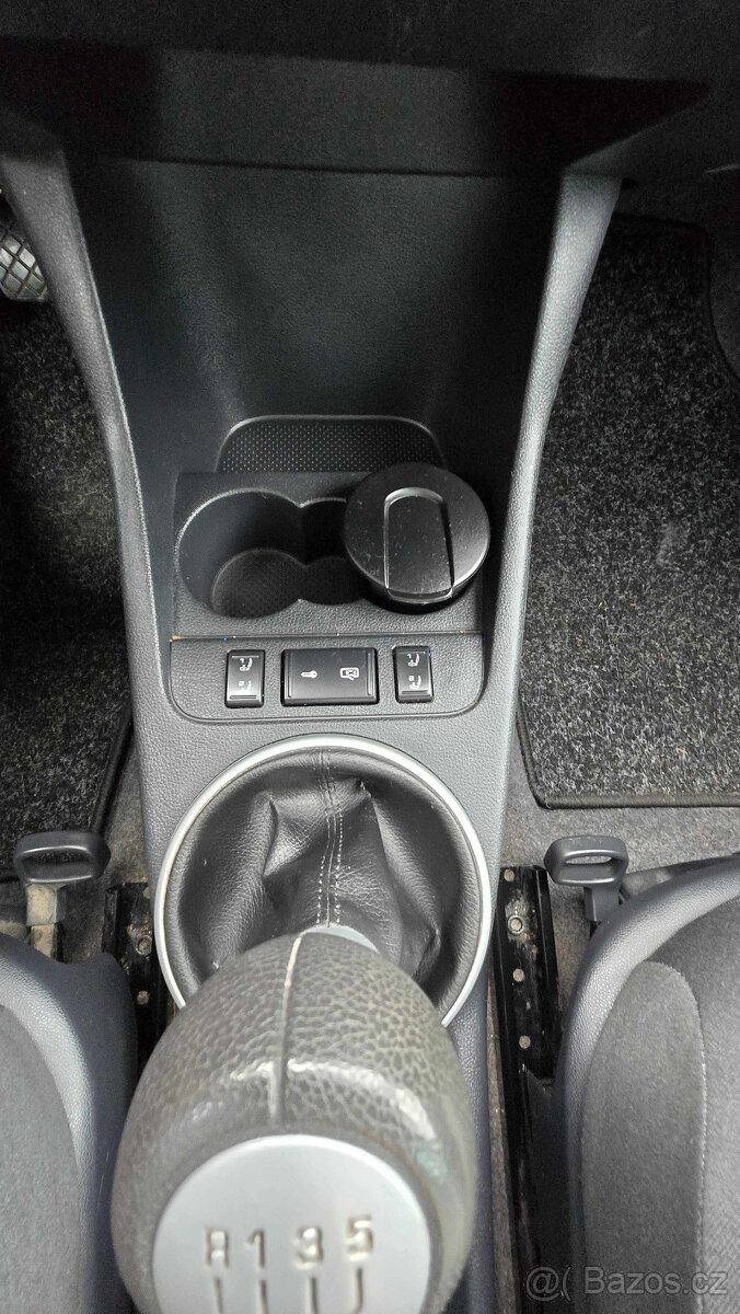 ŠKODA ROOMSTER 1.4 16V STYLE PLUS EDITION 1MAJITEL - 17