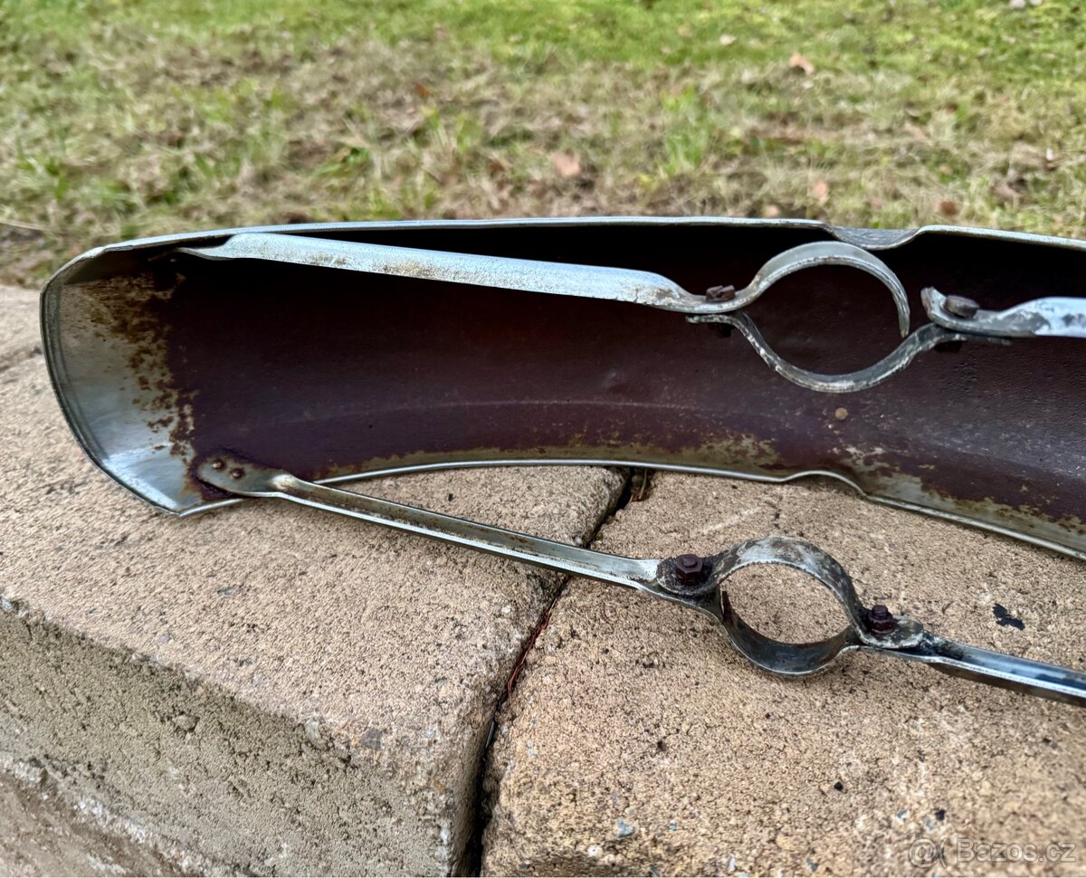 Jawa 350 634 638 - přední blatník chrom - 17