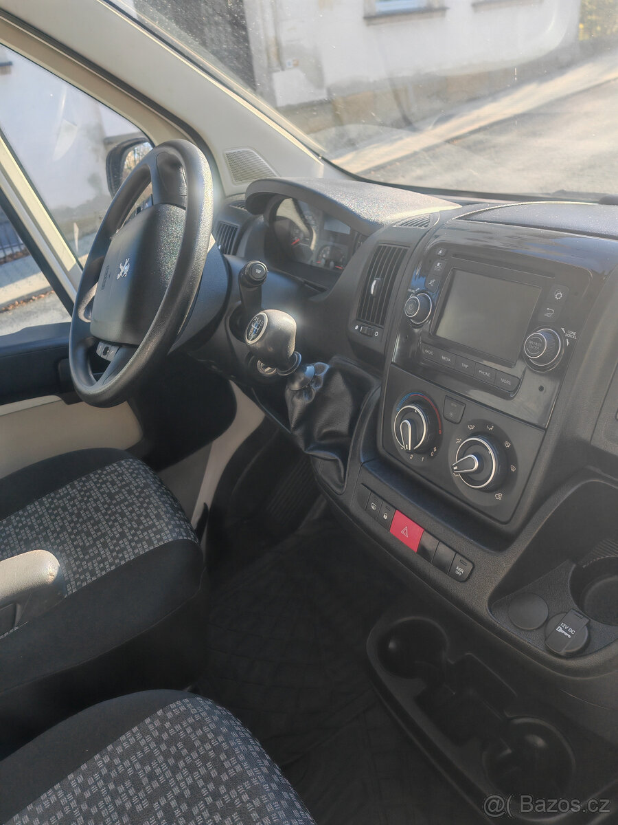 Boxer 2.0Hdi 2019 Tažné 2,5t Naj 190tkm Servis Pěkný - 17