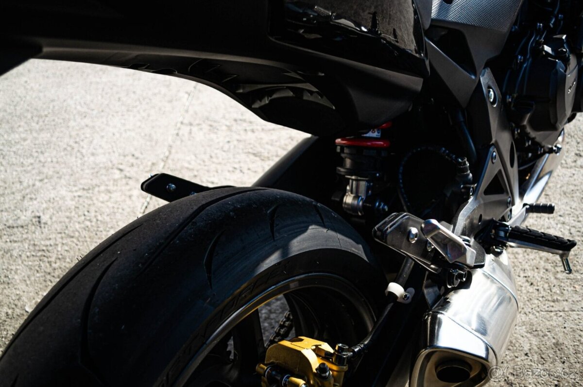 Honda CBR 600 F - 17