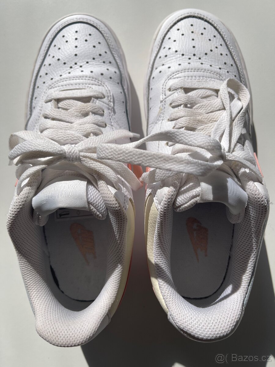 Nike court vision low - č. 39 - 17