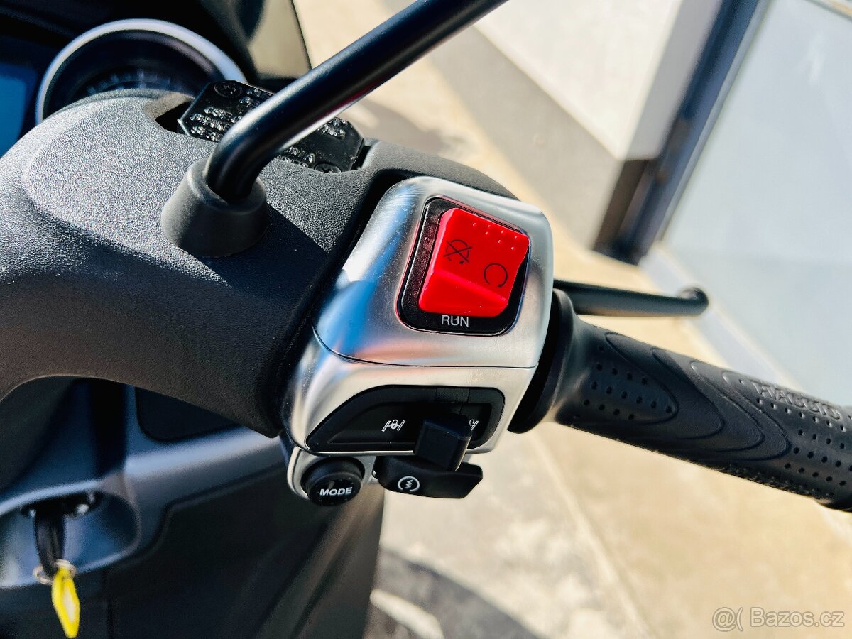 Piaggio MP3 300 HPE, možnost splátek a protiúčtu - 17