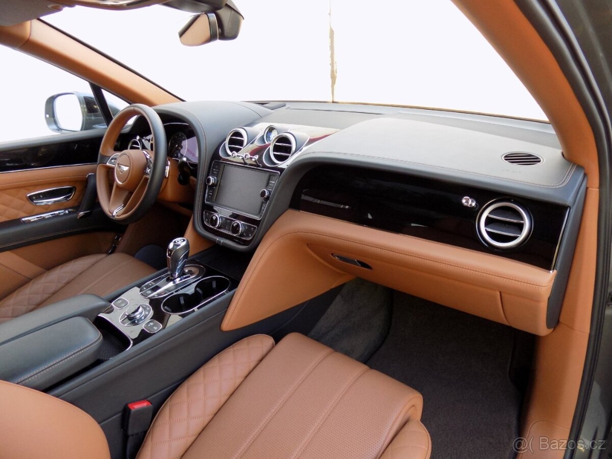 Bentley Bentayga V12/4WD/Night Vision/PANO/ - 17