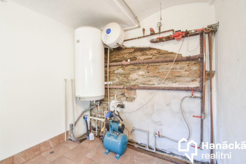 Prodej rodinného domu u Šternberka - 17