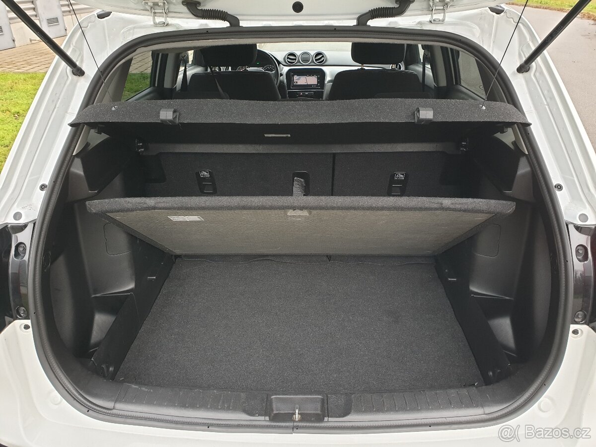 Suzuki Vitara 1.6i 88KW NAVI KAMERA Servis SUZUKI - 17