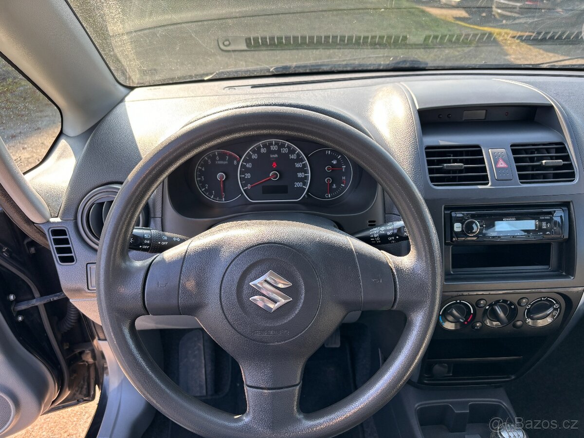 Suzuki SX4 1.5 VVT - 17
