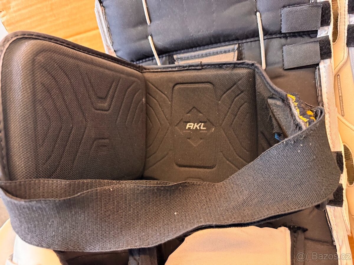 SET BETONY, LAPAČKA, VYRÁŽEČKA BAUER VAPOR 1X - 17