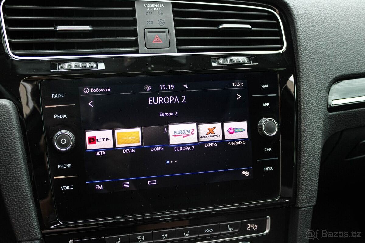 Volkswagen Golf Variant 1.5 TGI Highline DSG - 17