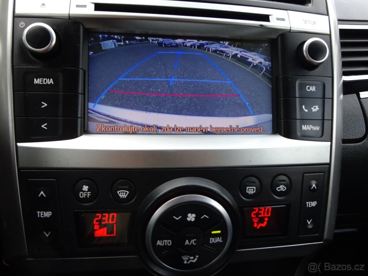 Toyota Verso 1,6 D-4D, 7 MÍST - 17