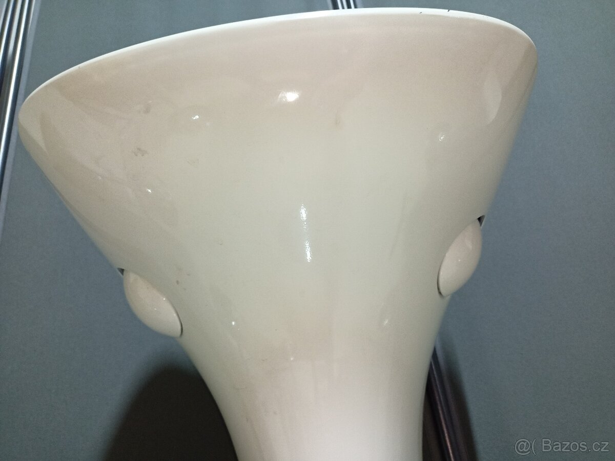 Prodám 4 x krásné výškově stavitelné otáčecí barové židle - 17