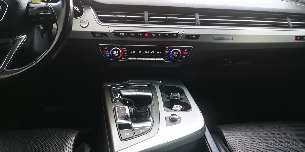 Audi Q7 II 3,0 TDI - V6 - 200kw. QUATTRO - TOP VÝBAVA - DPH - 17