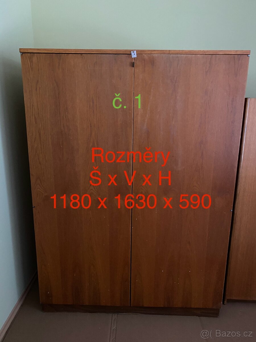 obývací stěna + sedačka + šatní skříň + knihovnička - 17