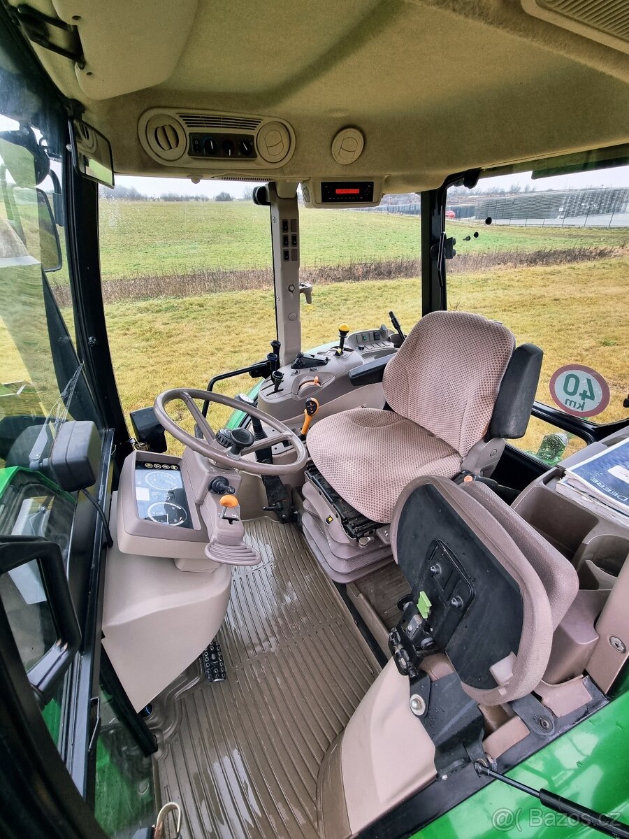 John Deere 6110MC + Quicke Q4M - 17