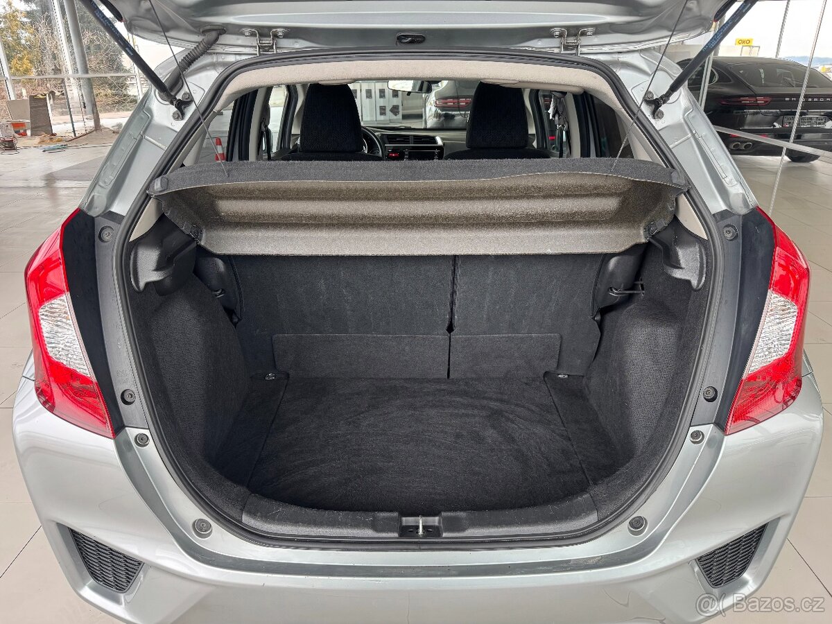 Honda Jazz 1.3i-VTEC Tempomat Vyhř.Sed - 17