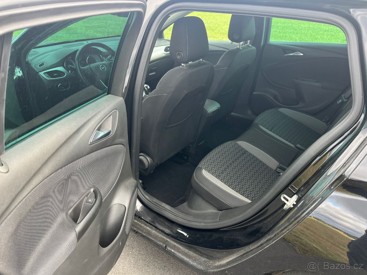 Opel Astra 1.5 CDTI Sports Tourer r.2020, 122PS - 17