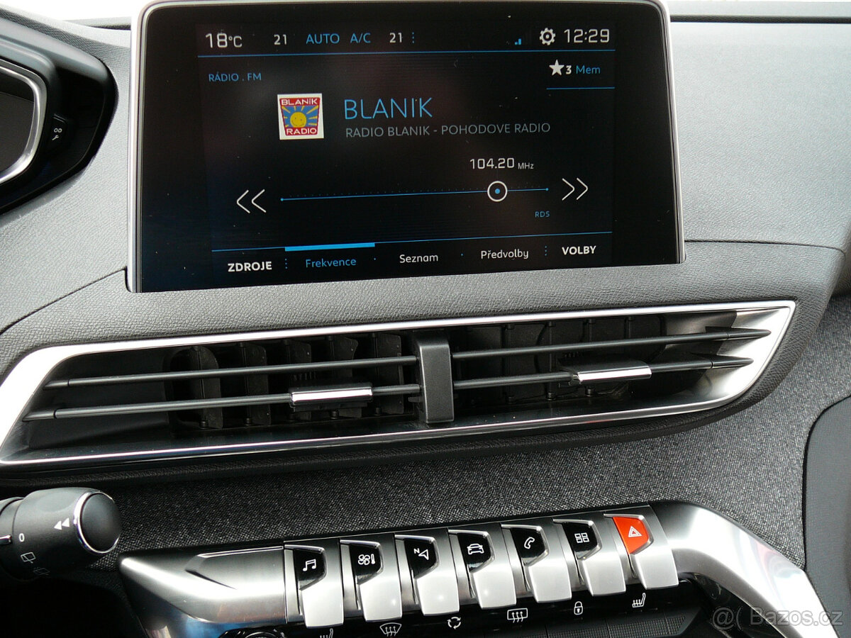 Prodám Peugeot 3008 - 17