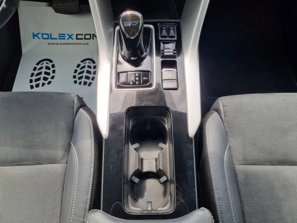 Mitsubishi Eclipse Cross, 2.4 PHEV 4x4 1 - 17