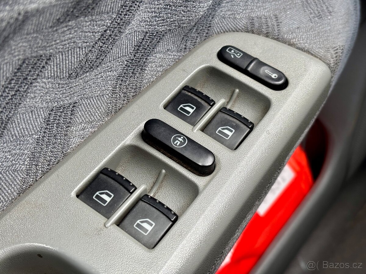 Škoda Octavia Combi 1.8 92kw ROZVODY/2 SADY KOL/ZAHRÁDKA - 17