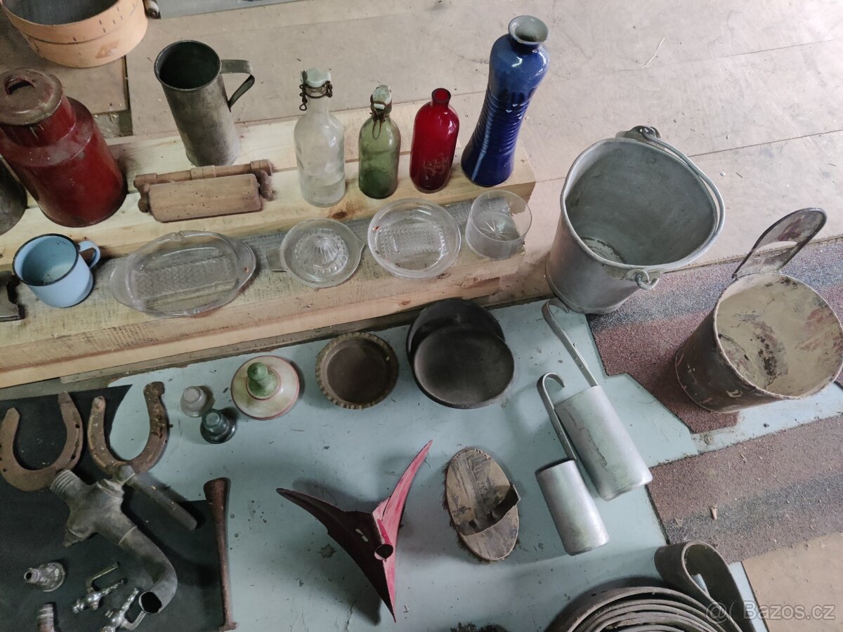 Staré cepy,ploché řemeny, hašple atd.viz fotky - 17