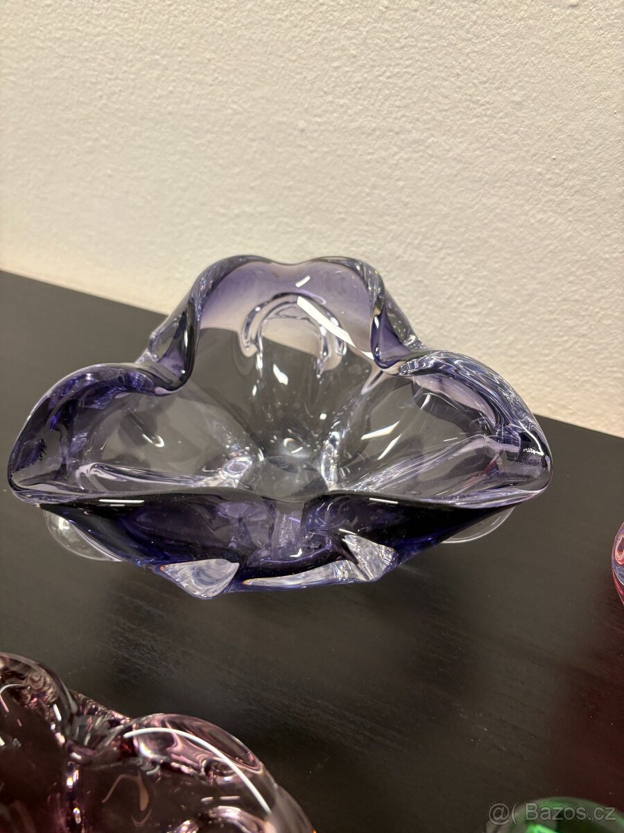 Hutní sklo - popelníky - 17