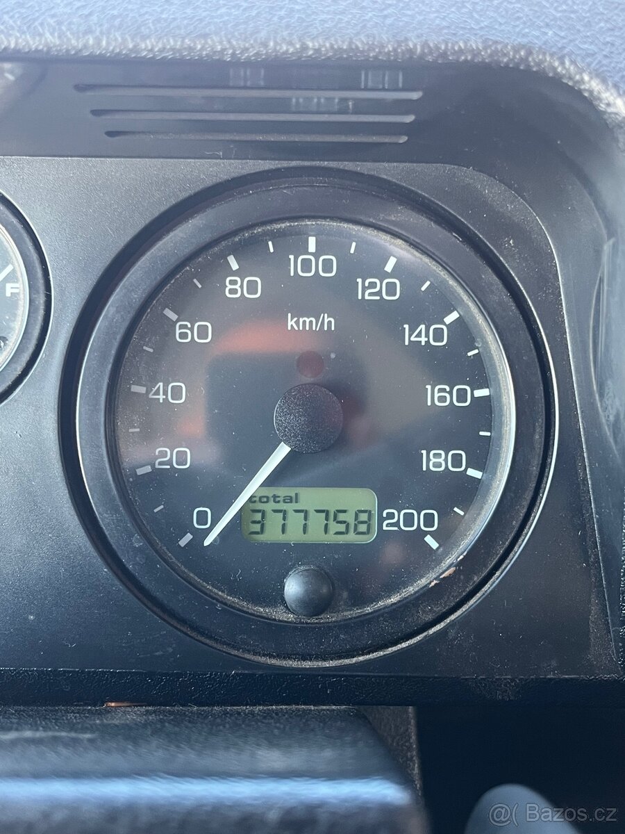 Land Rover Defender 110SW 2,5TD5 - 17