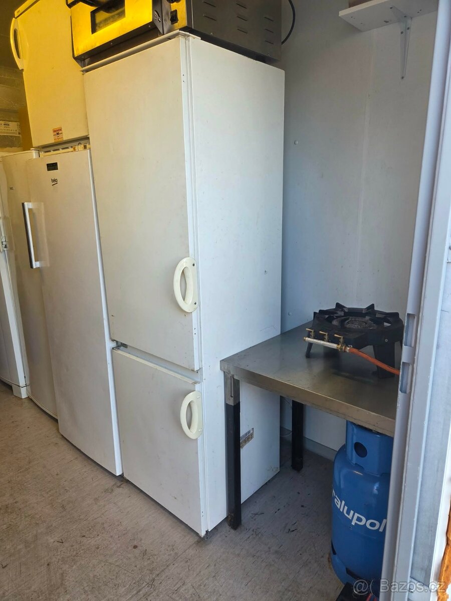 MOBILNÍ KONTEJNER, BUŇKA 7 x 3 M - 17