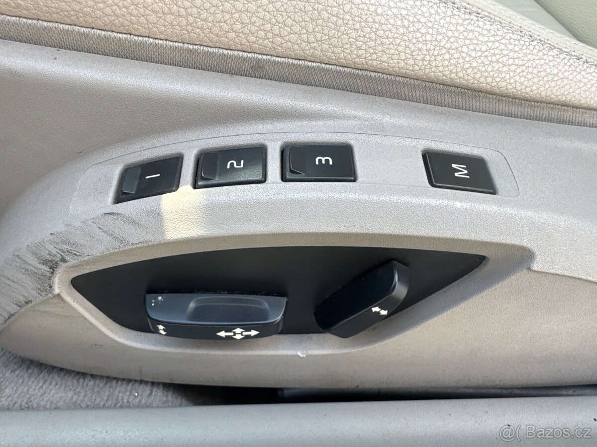 Volvo C70 C70 2.4i V5 103 kW KABRIOLET AUTOMAT - 17