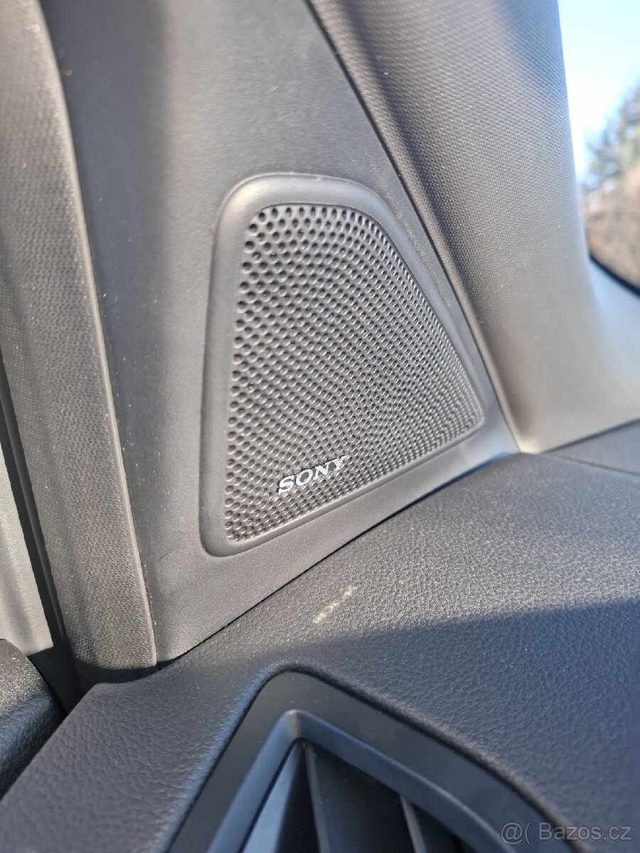 Ford Kuga ST,2,0 TDCI,132 kw,4x4 - 17