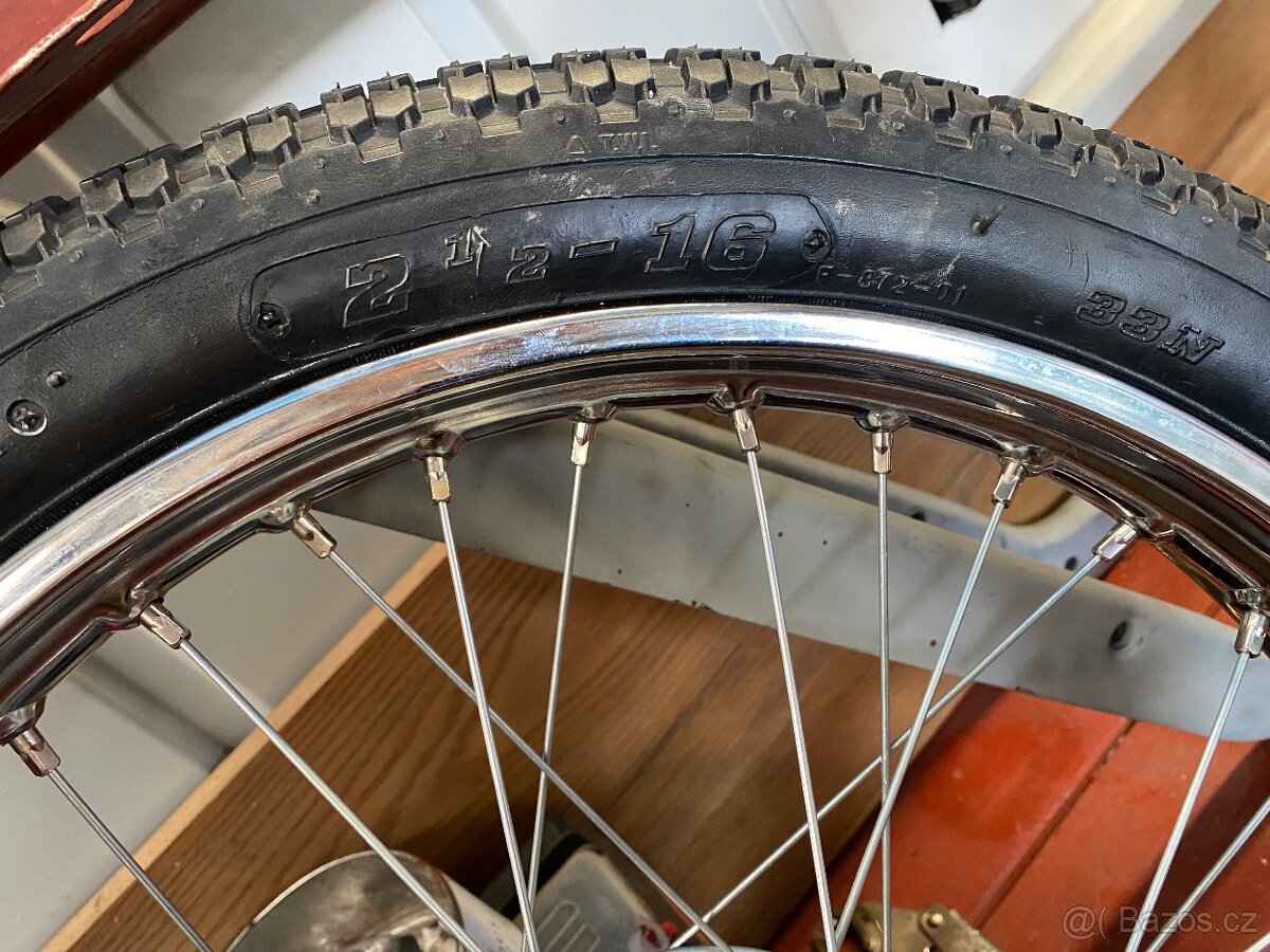 Kola Jawa 550 - komplet nová vč brzd - 17